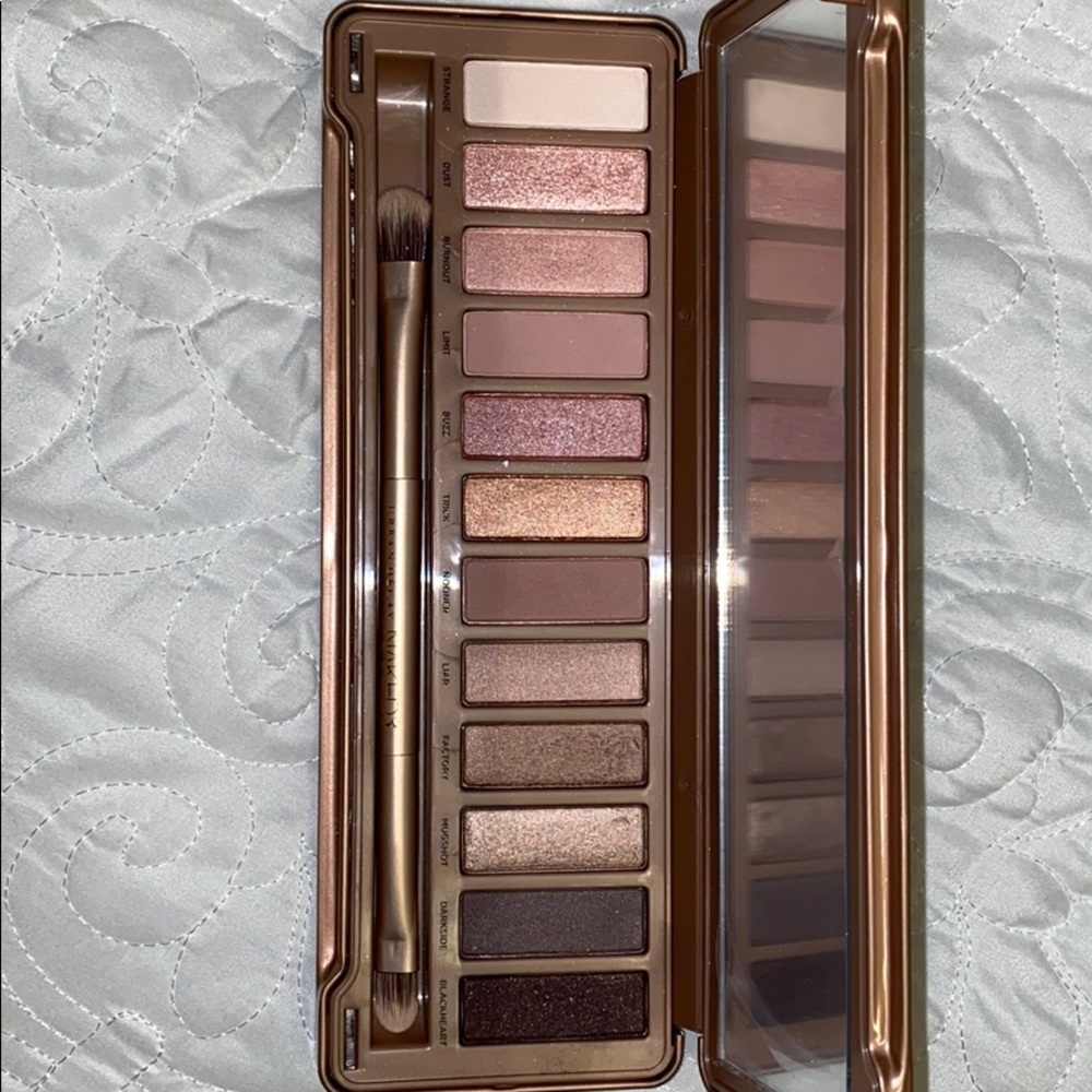 Naked3 palette